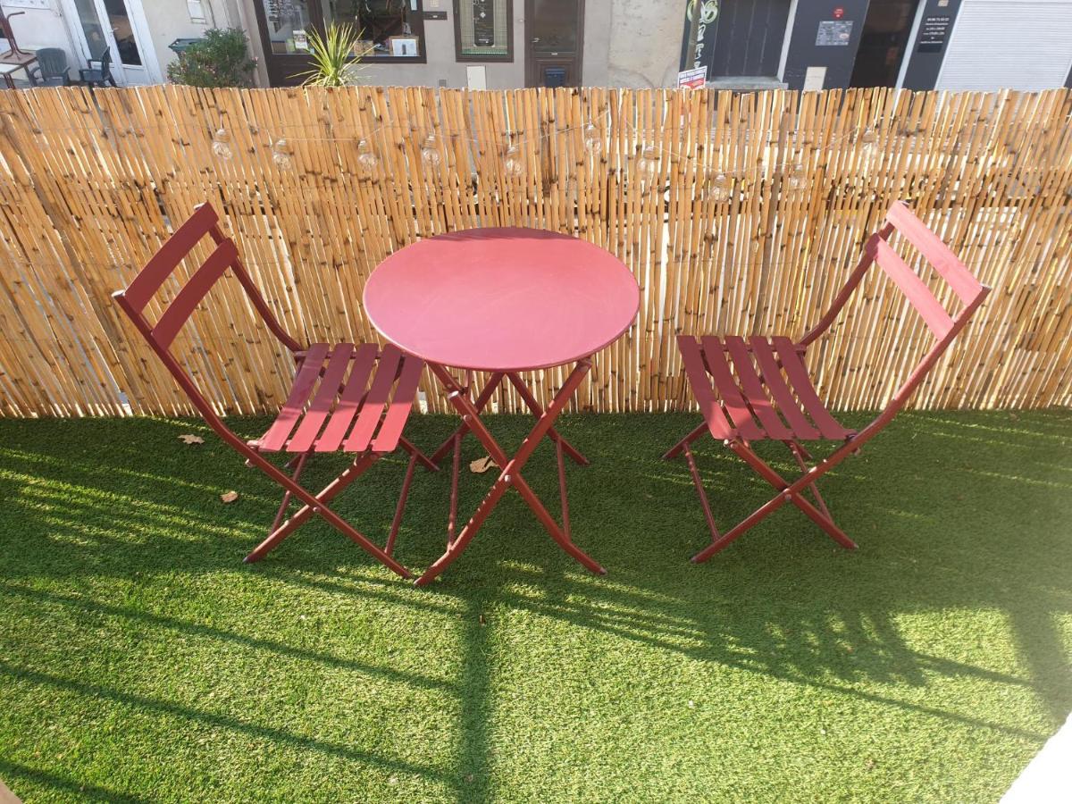Studio Tout Confort Centre Ville - Balcon, Clim, Tv, Wifi Mazan Exterior photo